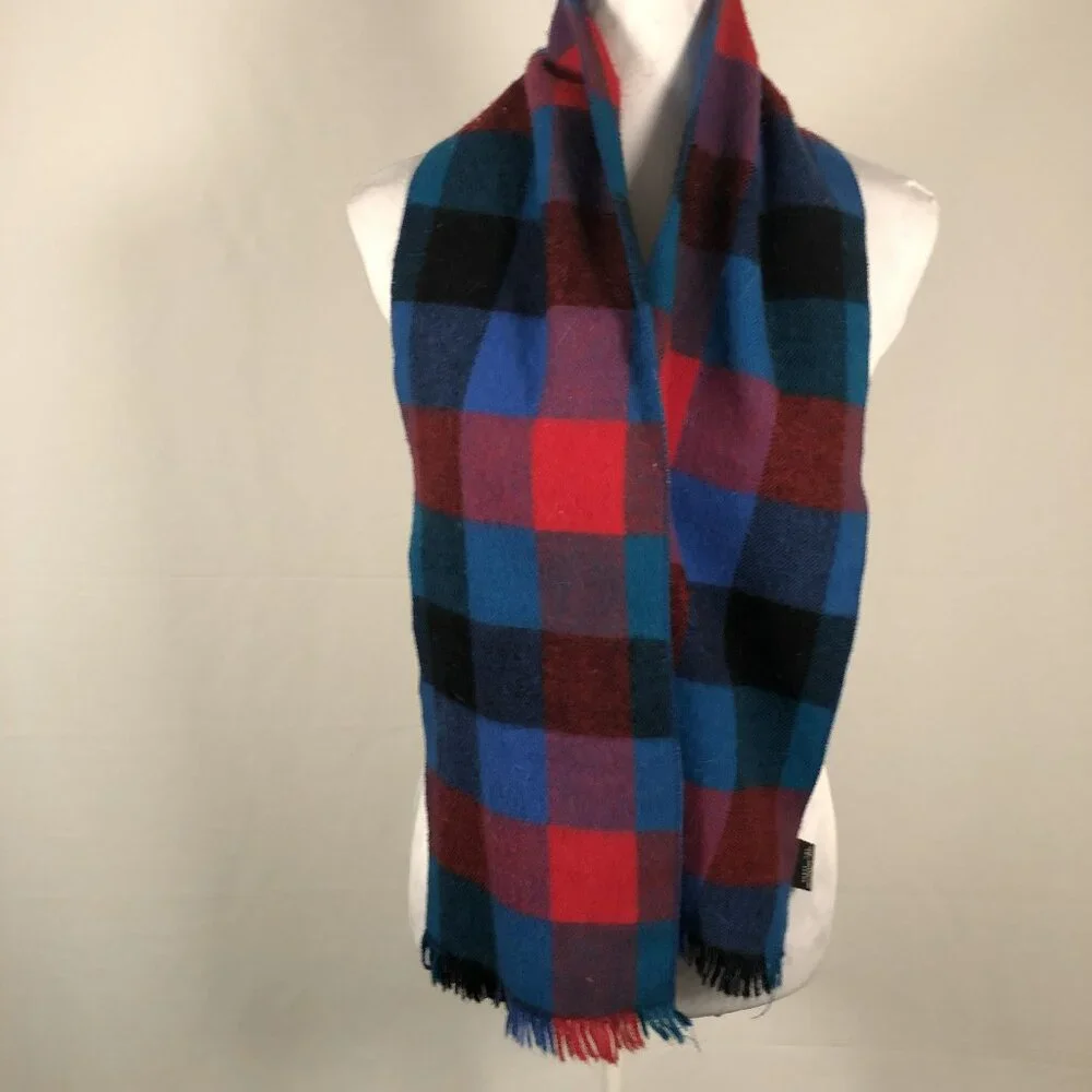 🧣 Vintage Plaid Acrylic Scarf — Made in Korea (RN 51914)